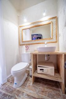 Bamboo Residence, Exclusive Traditional House at Sumba Paradise Beach Resort, 3 Bedroom, 2 Bathroom, Fully Equipped - - 5
