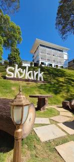 Skylark Holidays Premium - 8