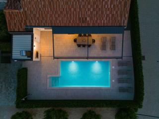 Villa Elegant Comfortable holiday residence - Vrh - 2
