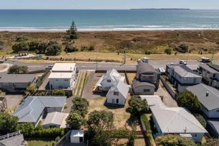 Saltwater Haven - Beach shops and skate park - Papamoa - 9
