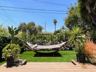 Cozy LA Studio Steps from SoFi and LAX - SH3 - LAD - 2