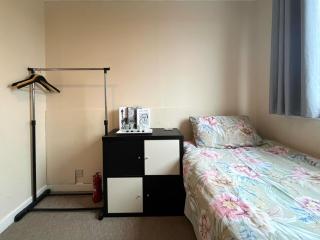 Beach & City Access - 2 Floors, Full Kitchen, Free Parking - 3