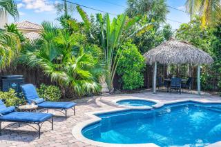 Steps from the Beach Heated Pool Seaside Key - Fort Lauderdale - 3