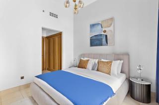 Silkhaus old Town 1BDR in Yansoon with big garden - Dubai - 4