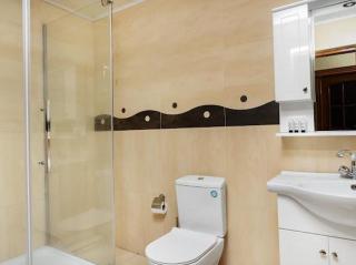 Katsin Building! 2 Bedroom Large apt with a Balcony! - Erevan - 4