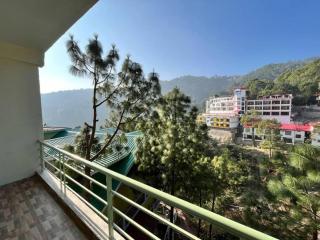 Hotel Hadley - - 7