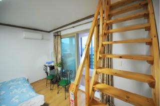 Yeosu Court Pension - Yeosu - 4