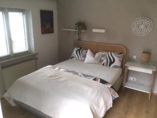 apARTmentT2 - 2