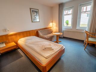 Hotel Pflum mit Gästehaus - 8