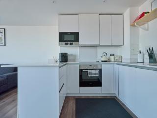 Comfortable 3 bedroom apartment - Croydon - 9