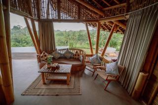 CR Tris Casa De Bambú - Bamboo House Bali - 2