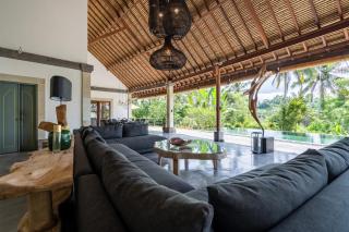 Villa Themma Jungle - Sumptuous 3BR Luxury Villa with Majestic Jungle View North of Ubud - Ubud - 7