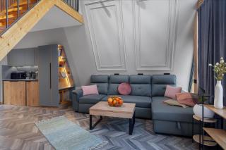 Ari Home Aghveran - 2