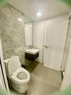 Ekamai 2 bed room - Khlong Toei - 9