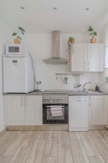 Apartamentos Triana - Seville - 3