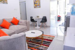 Elegant One-Bedroom Apartment - Nairobi - 0