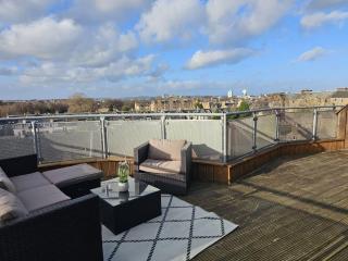 Rooftop Retreat - Edinburgh - 7