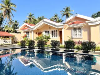 2bhk Lovely Villa near Colva beach with Pool and Lawn - 0