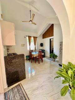 2bhk Lovely Villa near Colva beach with Pool and Lawn - Madgaon - 7