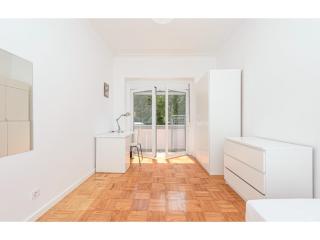 HOUZE_4 room apartment in Central Lisbon near Zoo - 8