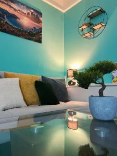 1 BDR Flat At Caledonia Luxe Stays Short Lets & Serviced Accommodation Falkirk - 8