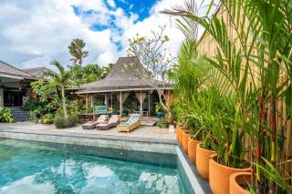 Modern Joglo Villas in Canggu 5 Bedrooms - Kerobokan - 8