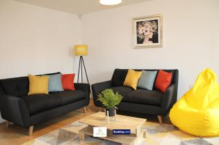 3 Bedroom House By Trinity Stays Short Lets & Serviced Accommodation Cambridge With Free WiFi & Parking - 1