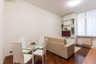 Central Apartment Duomo 2 - Wi-Fi & AC free - Milan - 4