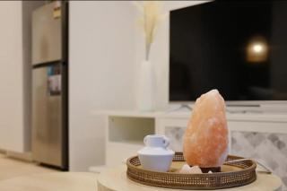 BW109 - Brickworks Stunning 1 bed apartment with FREE Parking - Burwood East - 9