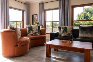 Peaceful Langebaan Getaway with Garden Views - Langebaan - 9