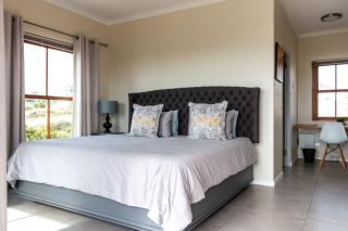 Peaceful Langebaan Getaway with Garden Views - Langebaan - 2