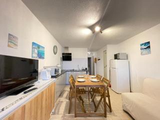 Superbe T2 à Sète - Face mer, loggia, parking privé, proche plage et commerces - FR-1-338-518 - Sète - 0