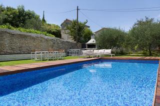 Villa Joy with heated pool and foodbal - 0