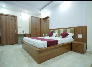 Hotel Amogh Palace By Mera Stay - Bhopal - 1
