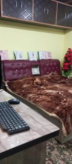 Pine Guest House sawan tangmarg - Tangmarg - 0