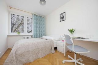 Jasny Apartament z Dwoma Sypialniami i Biurkiem by Noclegi Renters - Varsavia - 9