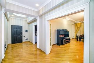 LUNA House İn The Fountain - Baku - 2