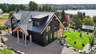 Czôrny Dąb - nowoczesny dom wakacyjny na Kaszubach, jacuzzi, sauna, bilard - Garcz - 0