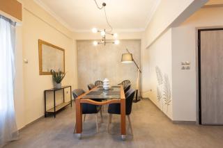 Kastella Waves Chic 2-Bedroom Getaway - 5