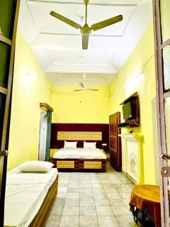 Crystal Cottage - Ayodhya - 2
