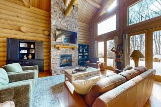 Whispering Pines - Bellaire - 6