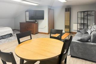 Suncook Studio - - 8