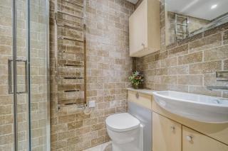 No 16 The Salcombe - 6