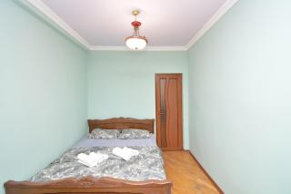 Small Center Large Apartment 2 bdr - Erevan - 3