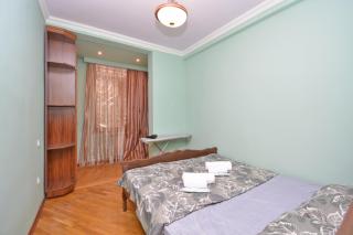 Small Center Large Apartment 2 bdr - Erevan - 6