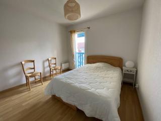 Appartement T2 avec piscine, proche thermes, terrasse, parking, petit animal OK, Cambo-les-Bains - FR-1-495-142 - Cambo-les-Bains - 3