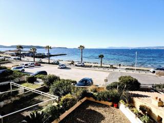 Pleine vue mer, à 10 m plage de sable, au Brusc, Terrasse... - 7