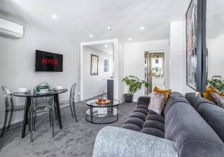 Walk to the City Centre! Stylish & Modern #1 -By KOSH BNB - Hamilton - 0