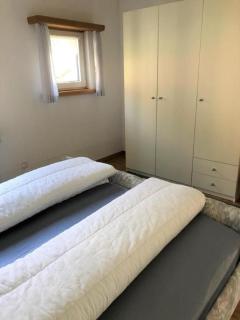 Schöne, sonnige 25-Zimmer Parterre-Ferienwohnung - Poschiavo - 1