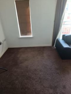 4 Bed House near Lakeside Shopping Centre - 9